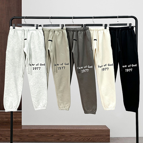 Lili-2323 Essentials Pants