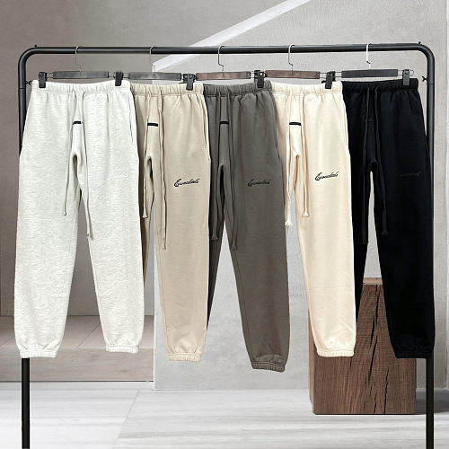 Lili-23343 Essentials Pants