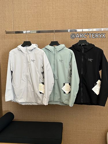 Yuzhou-Solano Hoody Windstopper Urban Windshell Jacket