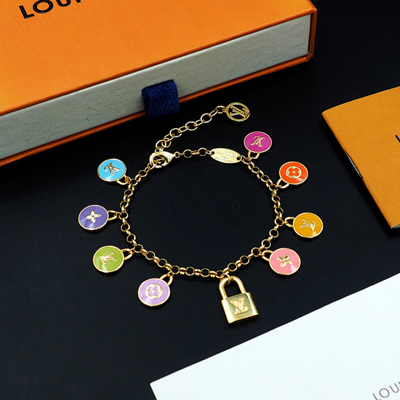 Bracelet from 3125tiger