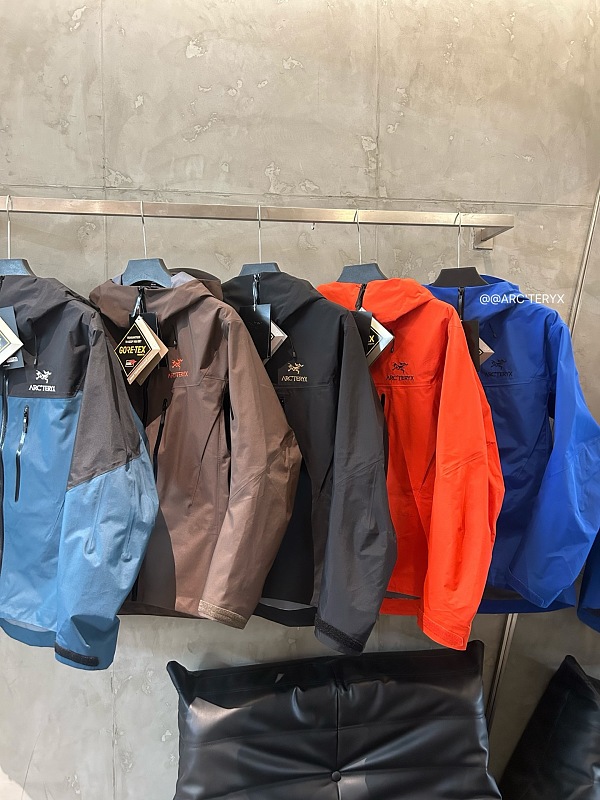 Yuzhou-Alpha SV 8th Generation Hard Shell Jacket