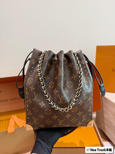 Louis Vuitton Xinxin LV Noé Trunk 22 26cm