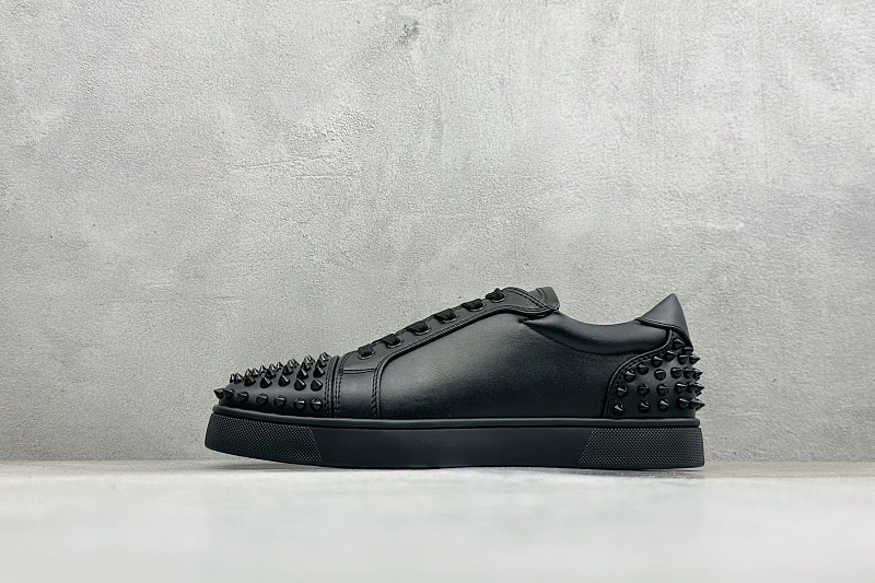 Zhenhui-Junior Spikes