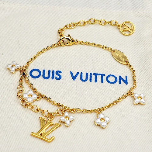 Bracelet from 3125tiger