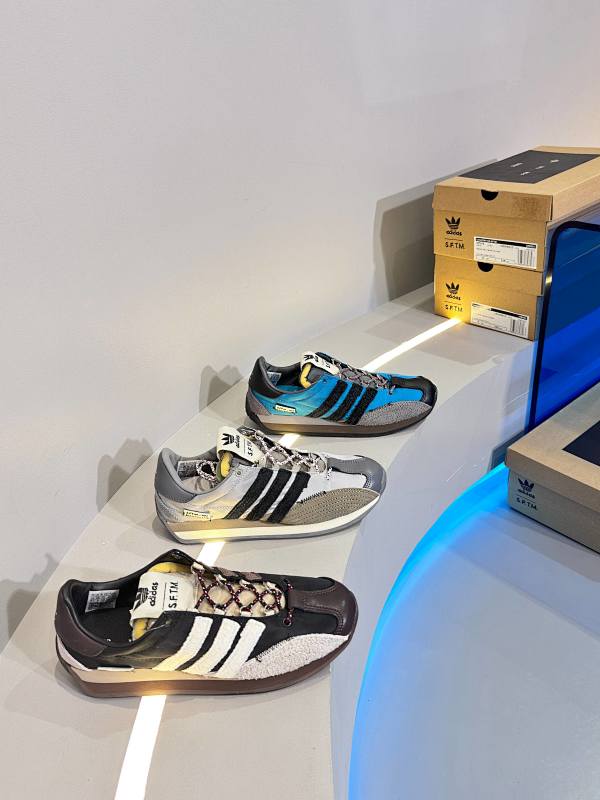 Shoes from 3125tiger