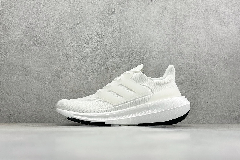 Zhenhui-Adidas Ultraboost Light W-GY9350