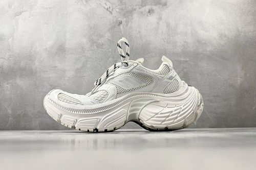 Zhenhui-Balenciaga -815859 W2MV2