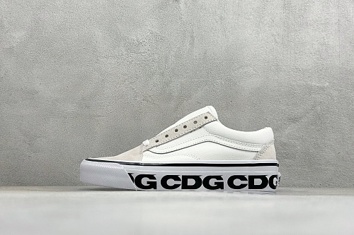 Zhenhui-CDG X Vans Old Skool -VN0A4P3XQLZ -VN000SHEPU7