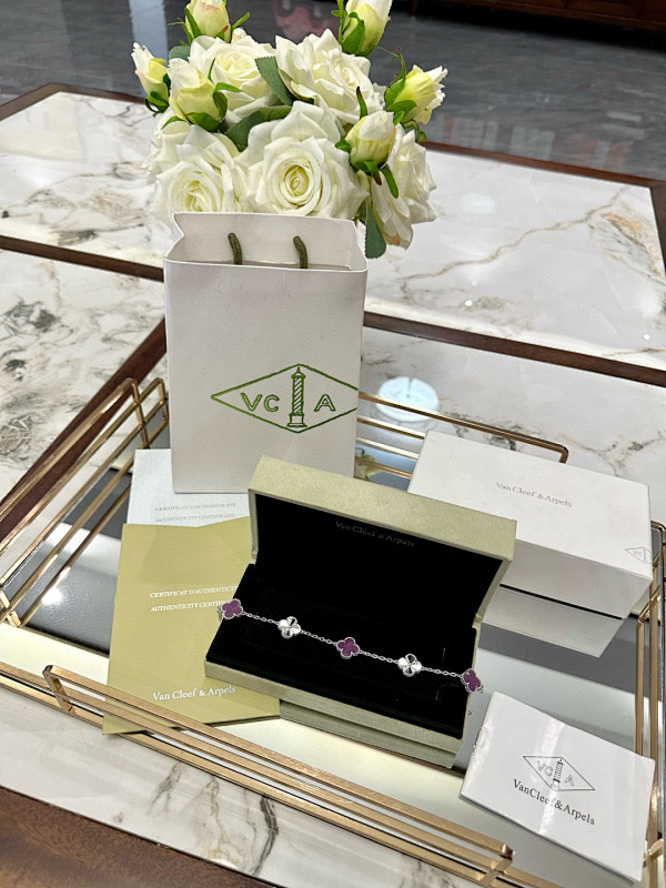 Bracelet from 3125tiger