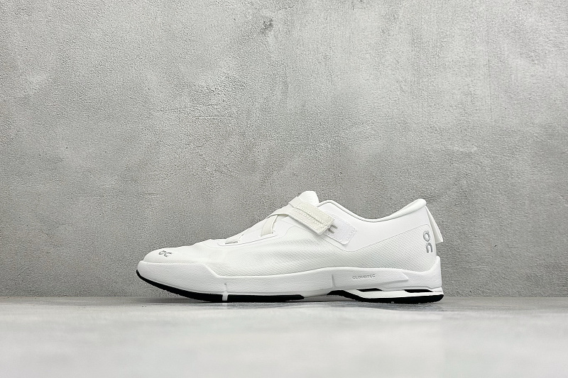 Zhenhui-TS On Cloudnova Moon 36-45