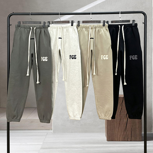 Lili-242343 Essentials Pants