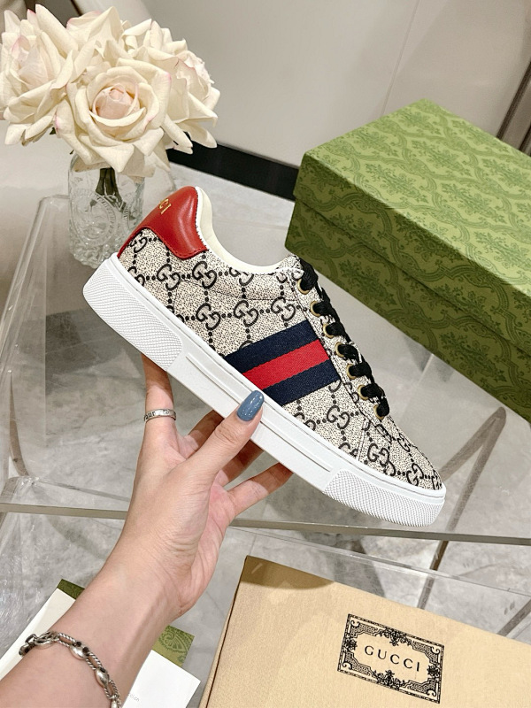 Shoes from 3125tiger