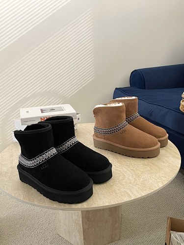 Boots from 3125tiger