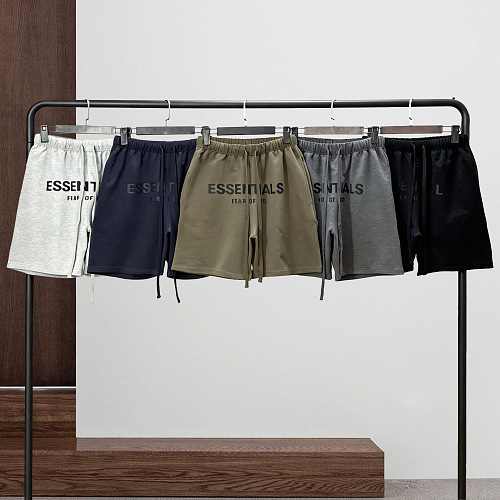 Lili-2342323222 Essential Shorts