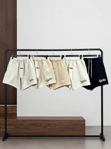 Lili-41654614 Essentials Shorts