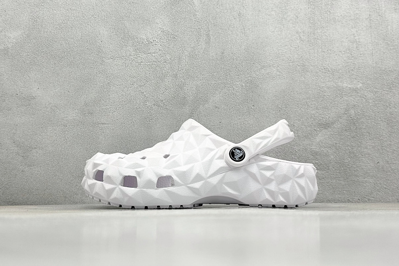 Zhenhui- Crocs
