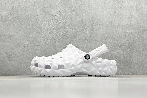 Zhenhui- Crocs