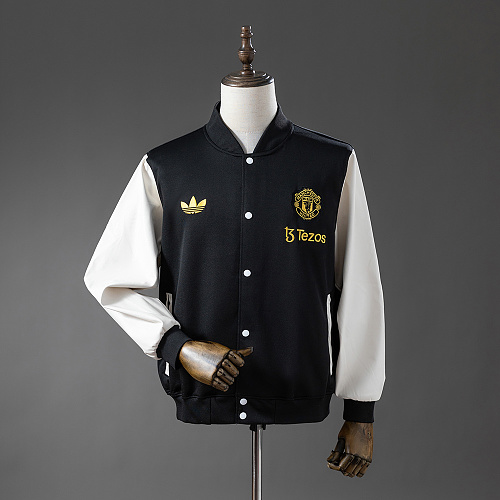 Wanban-M-U Jacket - White & Black S-Xxl