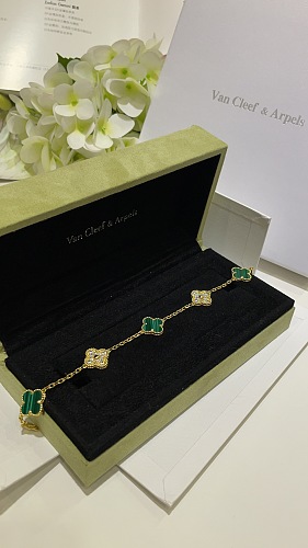 Bracelet from 3125tiger