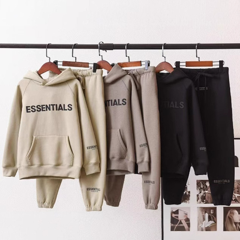 272 Children Tracksuit Essentials