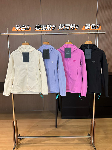 Yuzhou-Gamma Hoody Women's Water Wind Stain Resistant Hooded Softshell Jacket