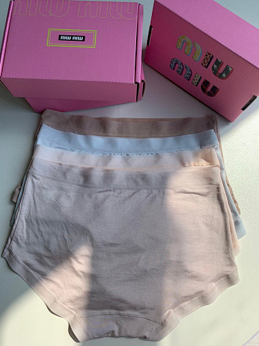 Close-fitting Clothes Are Not Supported For Return