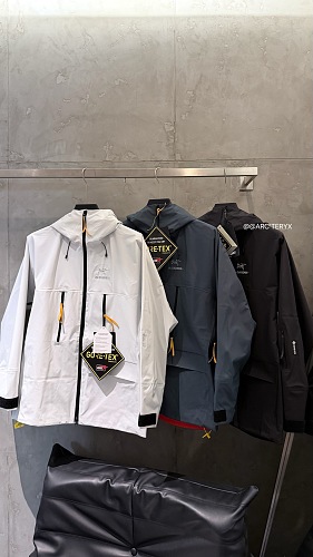Yuzhou-JIL Sander Co-branded Gore-Tex Loose Color-Blocked Hooded Ski Jacket