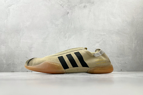 Shoes from 3125tiger