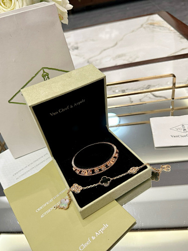 Bracelet from 3125tiger