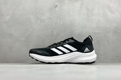 Zhenhui-Adidas Super Nova -D68951