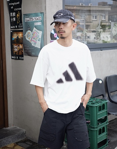 RR- Adidas Fos Gfx Logo T M-Xxl