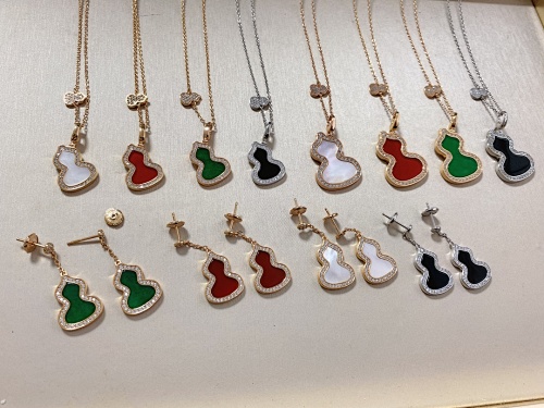 Necklace from 3125tiger