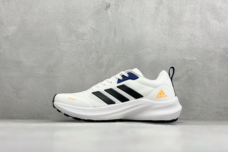 Zhenhui-Adidas Super Nova