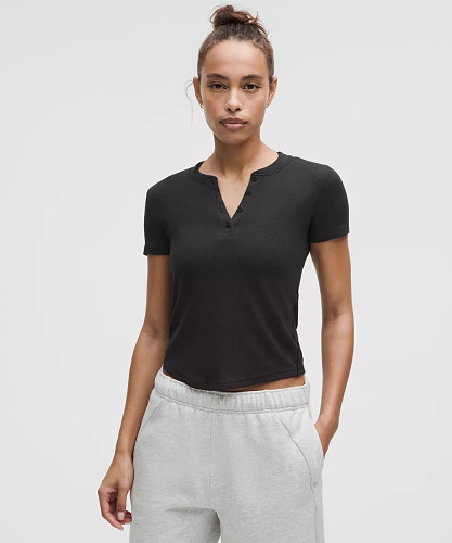Hold Tight Short-Sleeve Henley 4 6 8