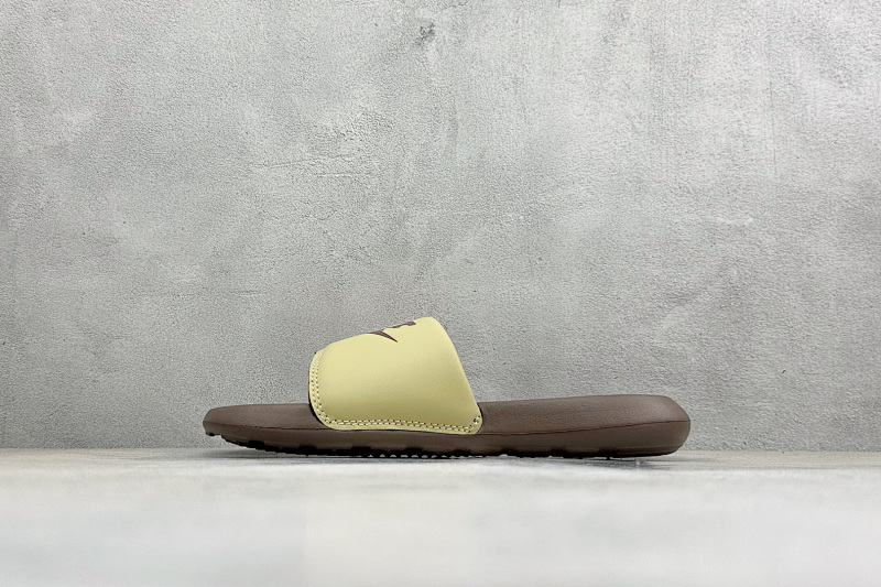Zhenhui-Nike Victori One SLIDE-CN9675-701