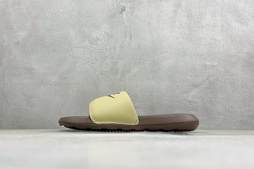 Zhenhui-Nike Victori One SLIDE-CN9675-701