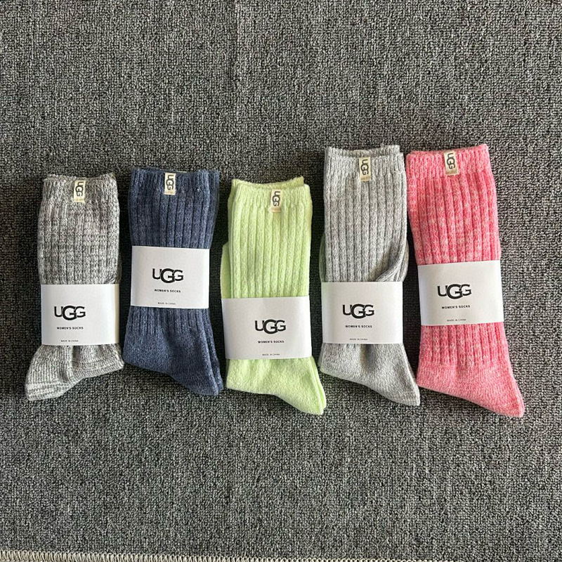 Lili-Ugg Socks