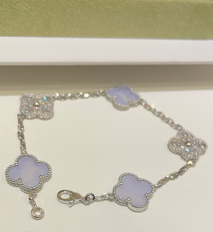 Bracelet from 3125tiger