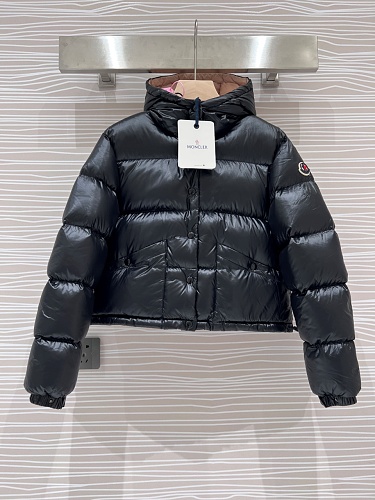IT Moncler 00-4