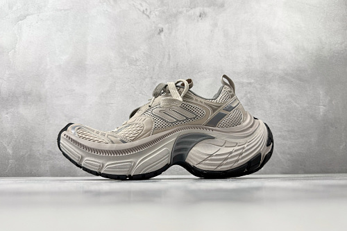 Zhenhui-Balenciaga -815859 W2MV2