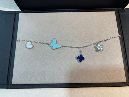 Bracelet from 3125tiger