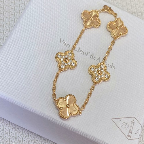 Bracelet from 3125tiger