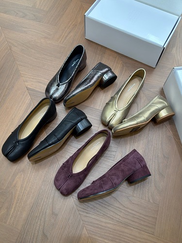 Shoes from 3125tiger
