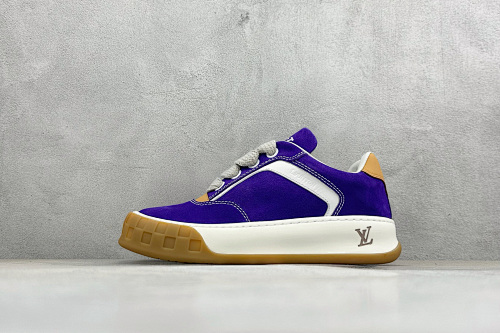 Tilted Low Sneakers