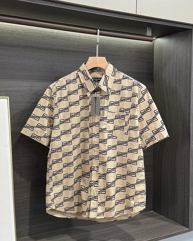 Louis Vuitton tee