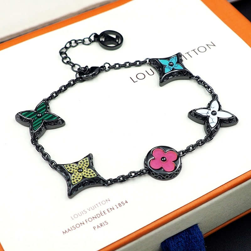Bracelet from 3125tiger