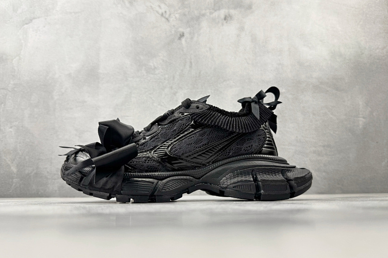 Zhenhui-Balenciaga Lace -832994WXLMC1000