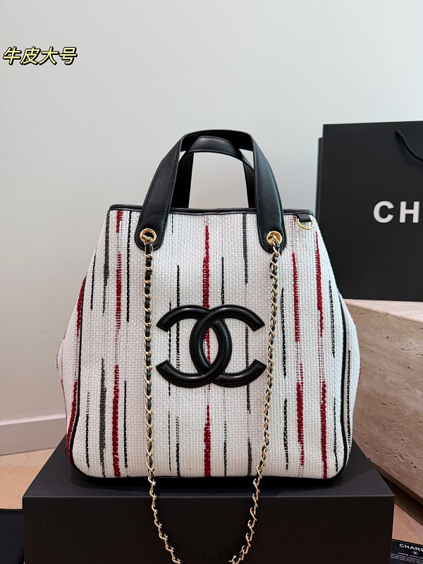 Xinxin Chanel 26b 42 30 17cm