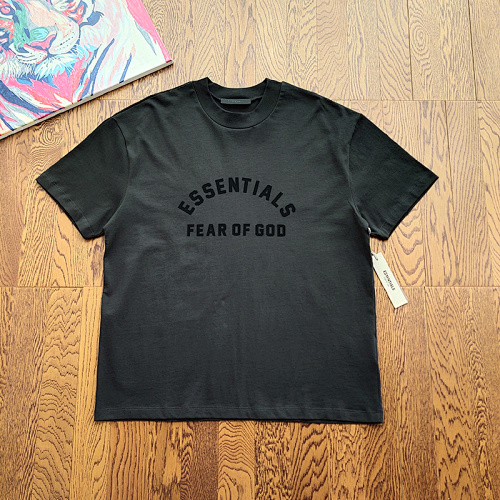 The Model Wear Size M In The Photo
