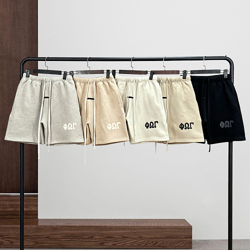 Lili-87863 Essentials Shorts